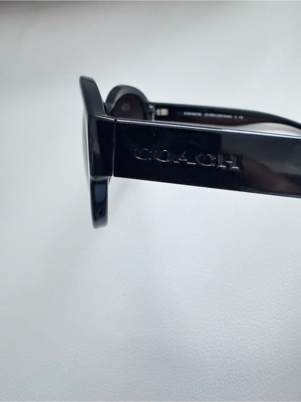 Coach Like New Gisele Sunglasses With Case for Women - Picture 11 of 12